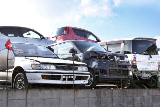 あやしい業者に廃車を依頼した際に起こるトラブル・避ける方法を解説